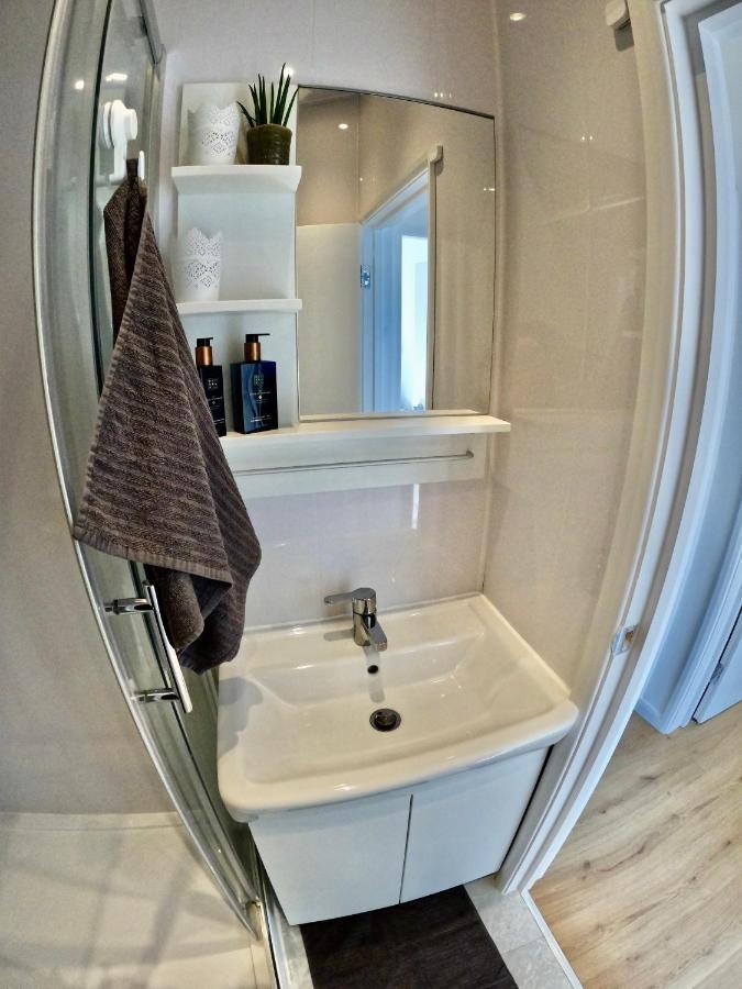 Lovely One Bedroom Flat 런던 외부 사진