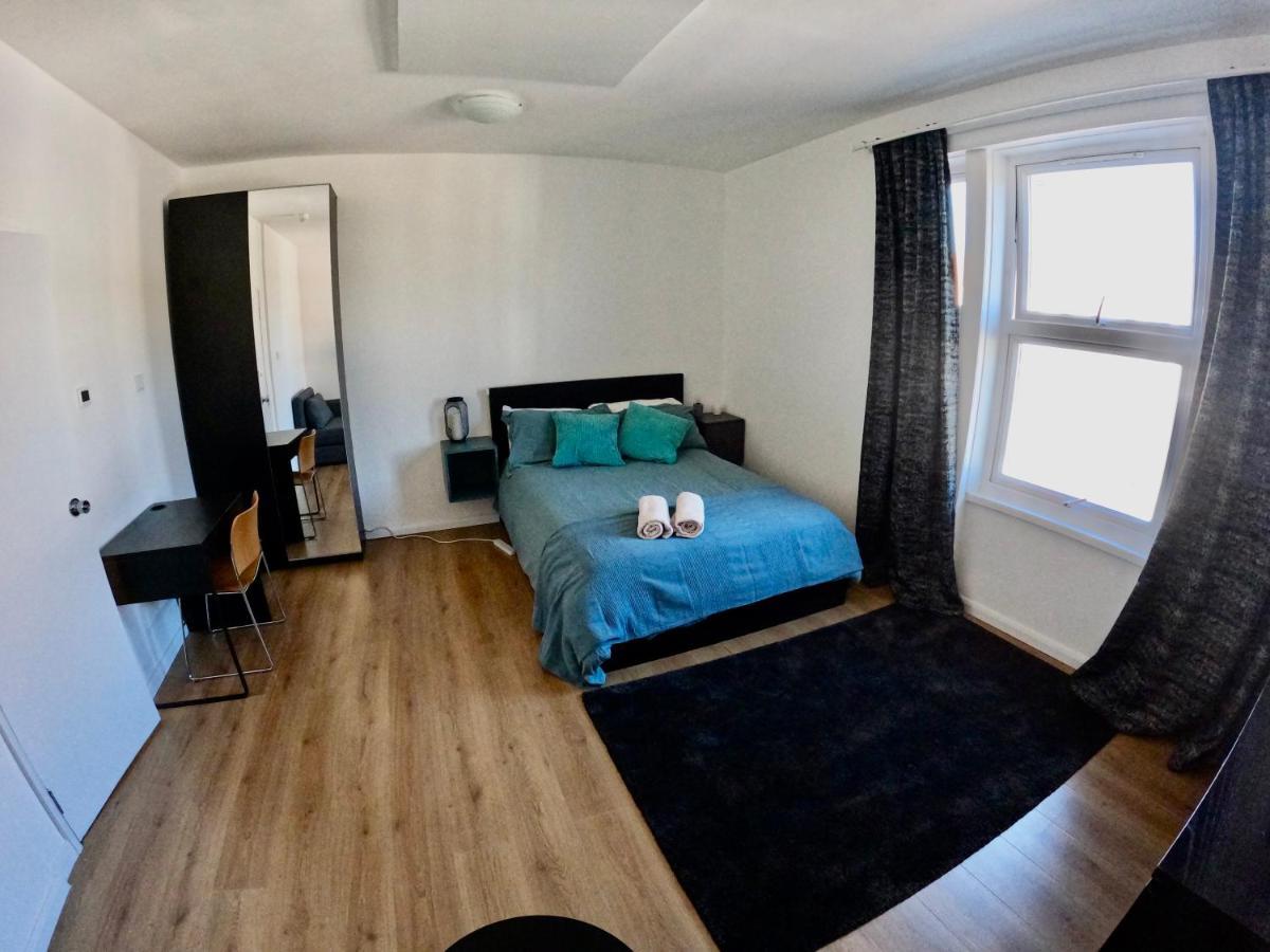 Lovely One Bedroom Flat 런던 외부 사진