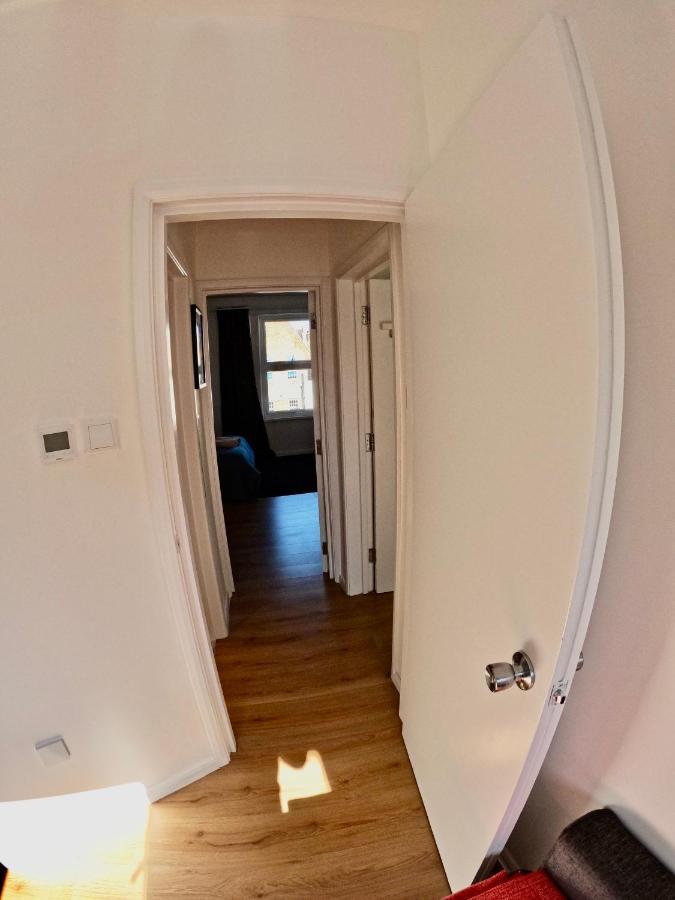Lovely One Bedroom Flat 런던 외부 사진